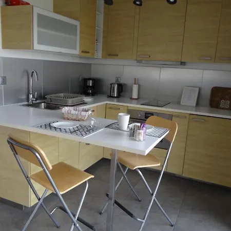 דירה That Little Place In בטלייה