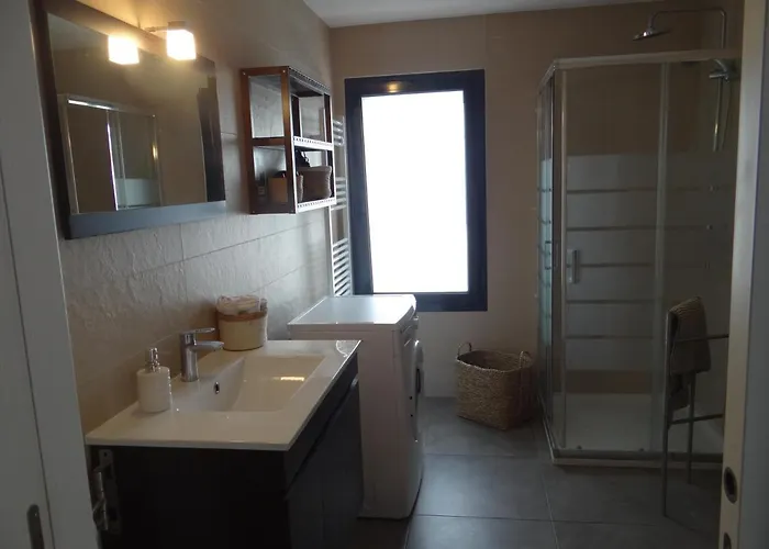 That Little Place In Апартаменты Баталья